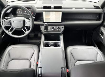 Land Rover - Defender