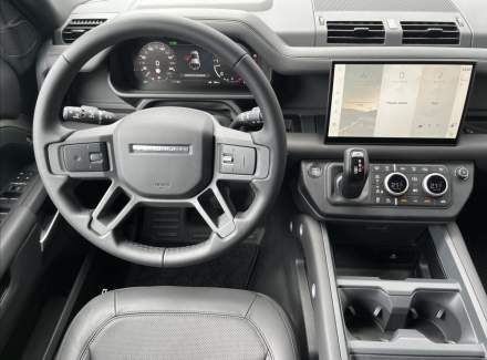 Land Rover - Defender