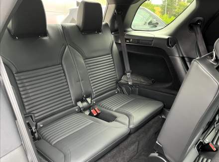 Land Rover - Discovery