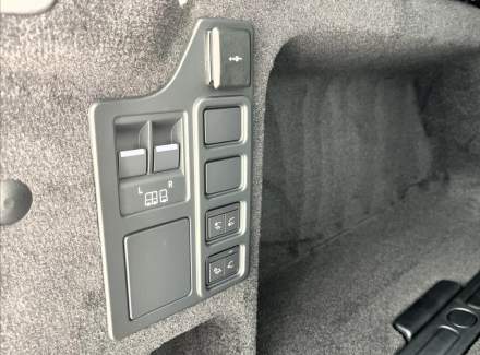 Land Rover - Discovery