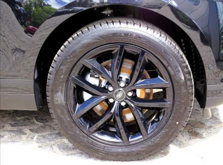 Land Rover - Range Rover Velar