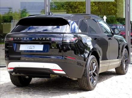 Land Rover - Range Rover Velar