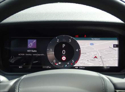 Land Rover - Range Rover Velar