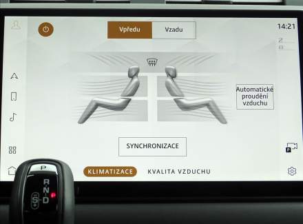 Land Rover - Defender