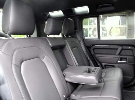 Land Rover - Defender