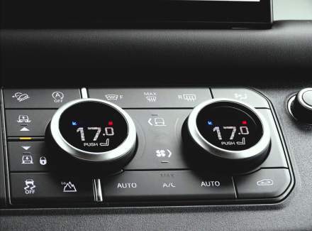 Land Rover - Defender