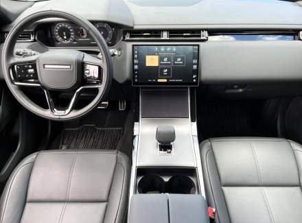 Land Rover - Range Rover Velar