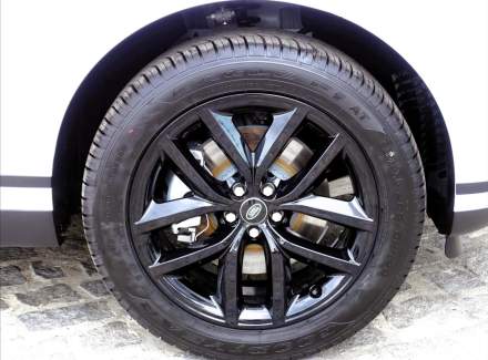 Land Rover - Range Rover Velar