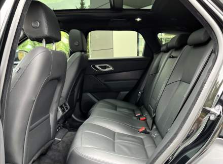 Land Rover - Range Rover Velar