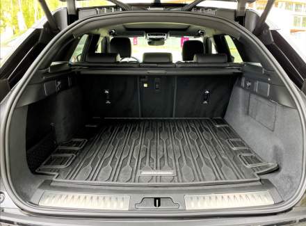 Land Rover - Range Rover Velar