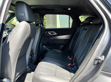 Land Rover - Range Rover Velar