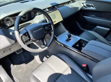 Land Rover - Range Rover Velar