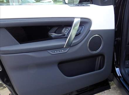 Land Rover - Discovery Sport