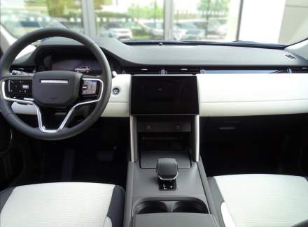 Land Rover - Discovery Sport