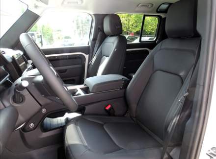 Land Rover - Defender