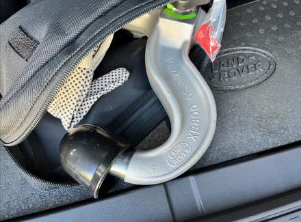 Land Rover - Defender