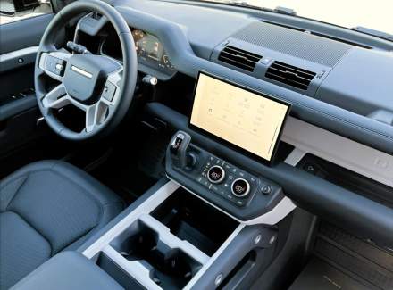 Land Rover - Defender