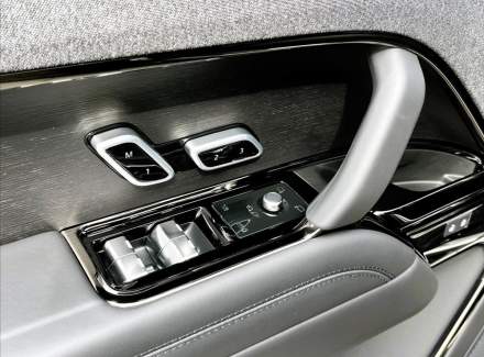 Land Rover - Range Rover Sport