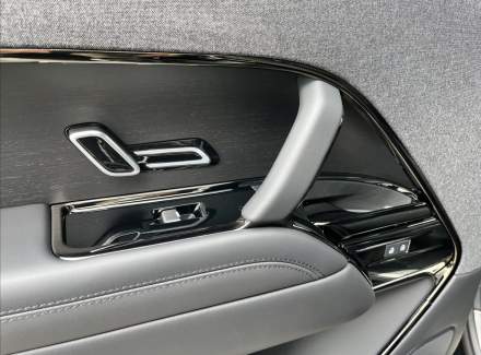 Land Rover - Range Rover Sport