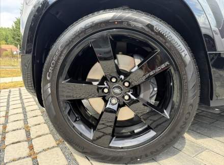 Land Rover - Defender