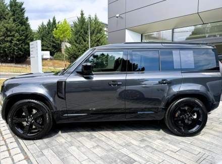 Land Rover - Defender