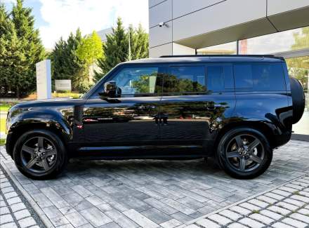 Land Rover - Defender