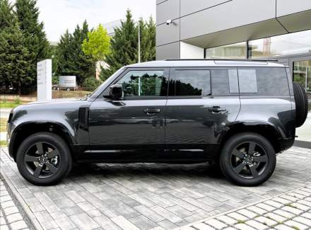 Land Rover - Defender