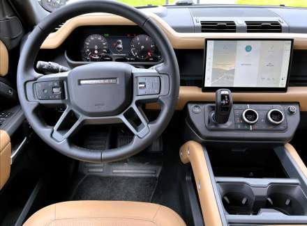 Land Rover - Defender