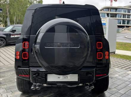 Land Rover - Defender