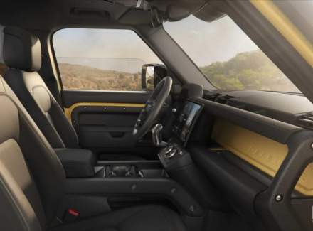 Land Rover - Defender