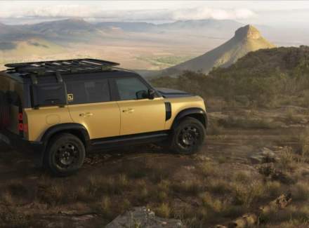 Land Rover - Defender