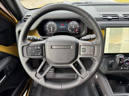 Land Rover - Defender