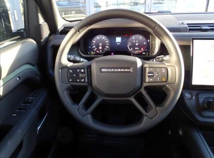 Land Rover - Defender