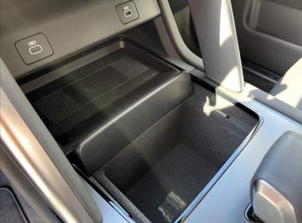 Land Rover - Discovery Sport