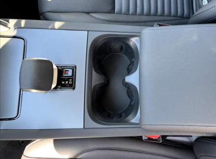 Land Rover - Discovery Sport