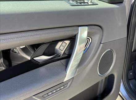 Land Rover - Discovery Sport