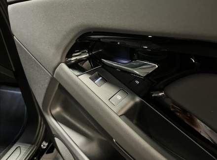 Land Rover - Range Rover Evoque