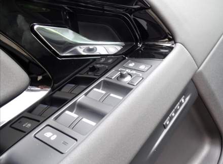 Land Rover - Range Rover Evoque