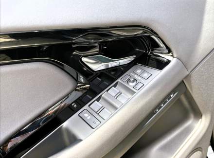 Land Rover - Range Rover Evoque