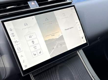 Land Rover - Range Rover Velar