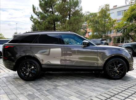 Land Rover - Range Rover Velar