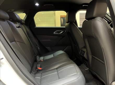 Land Rover - Range Rover Velar