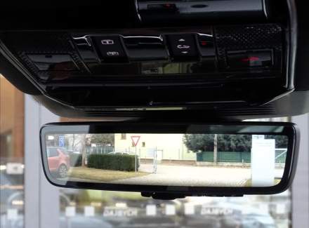 Land Rover - Range Rover