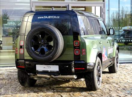 Land Rover - Defender
