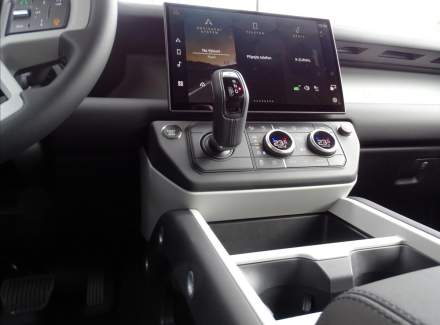 Land Rover - Defender