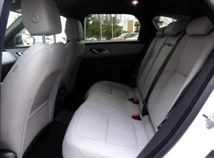 Land Rover - Range Rover Velar