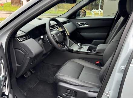 Land Rover - Range Rover Velar