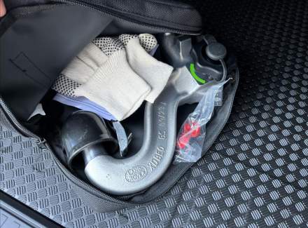 Land Rover - Defender