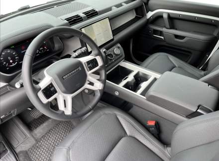 Land Rover - Defender