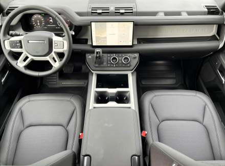 Land Rover - Defender